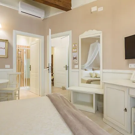 Affittacamere Vecchia Rooms&apartments 4*