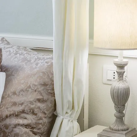 Vecchia Rooms&apartments Affittacamere