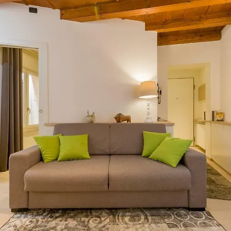 Vecchia Rooms&apartments Affittacamere