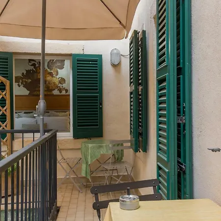 Πανσιόν Vecchia & Βερόνα